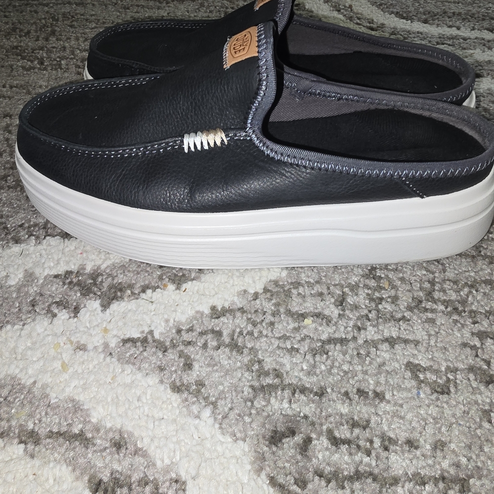 Womens Hey Dude Slides. Black. Footie worn over insert both times I wore them.
